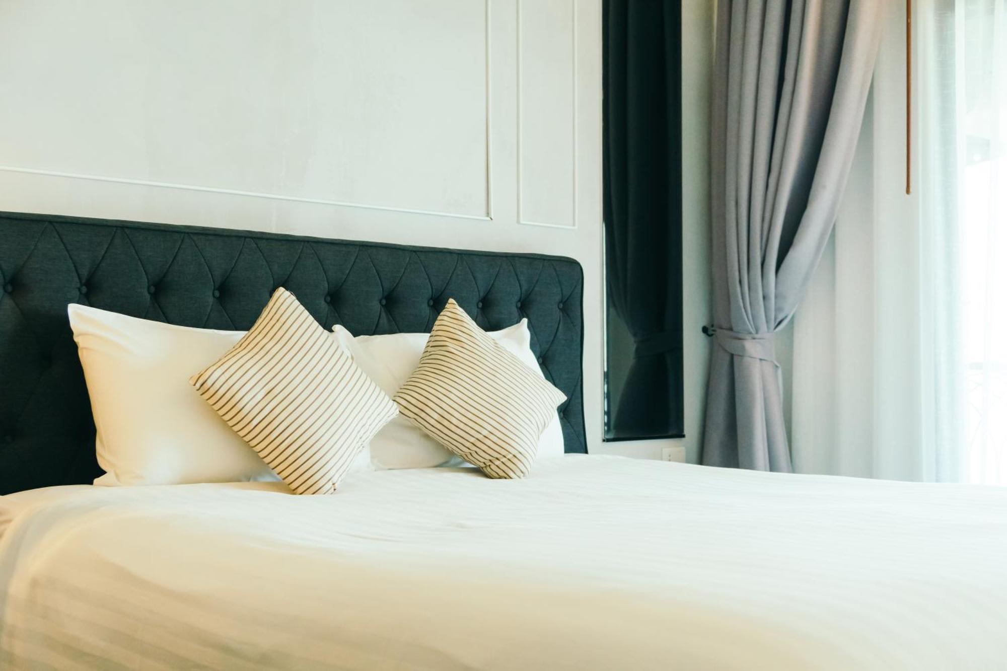 El De Seven Inn Luxury Hotel Near Igi Airport