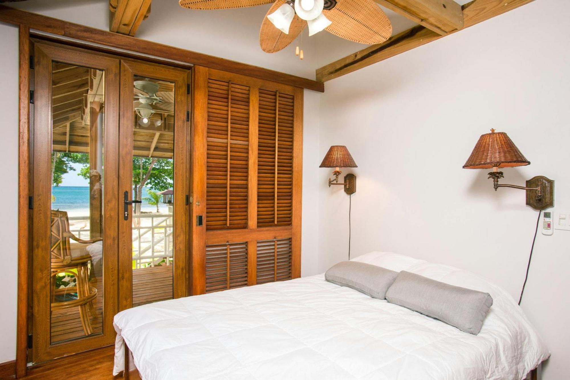 El De Seven Inn Luxury Hotel Near Igi Airport Hotel 4*